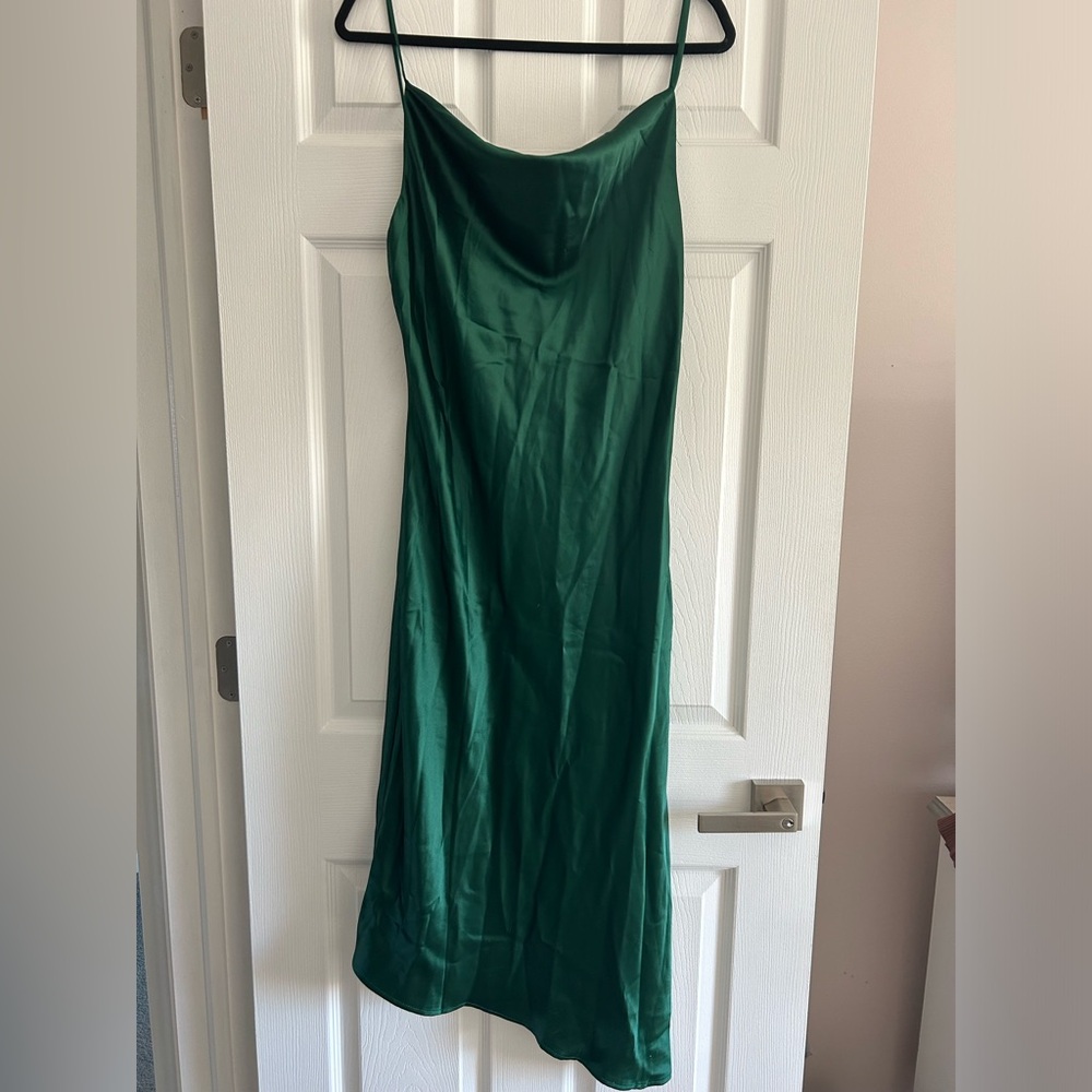 Emerald green satin low back midi dress, NEVER WORN!